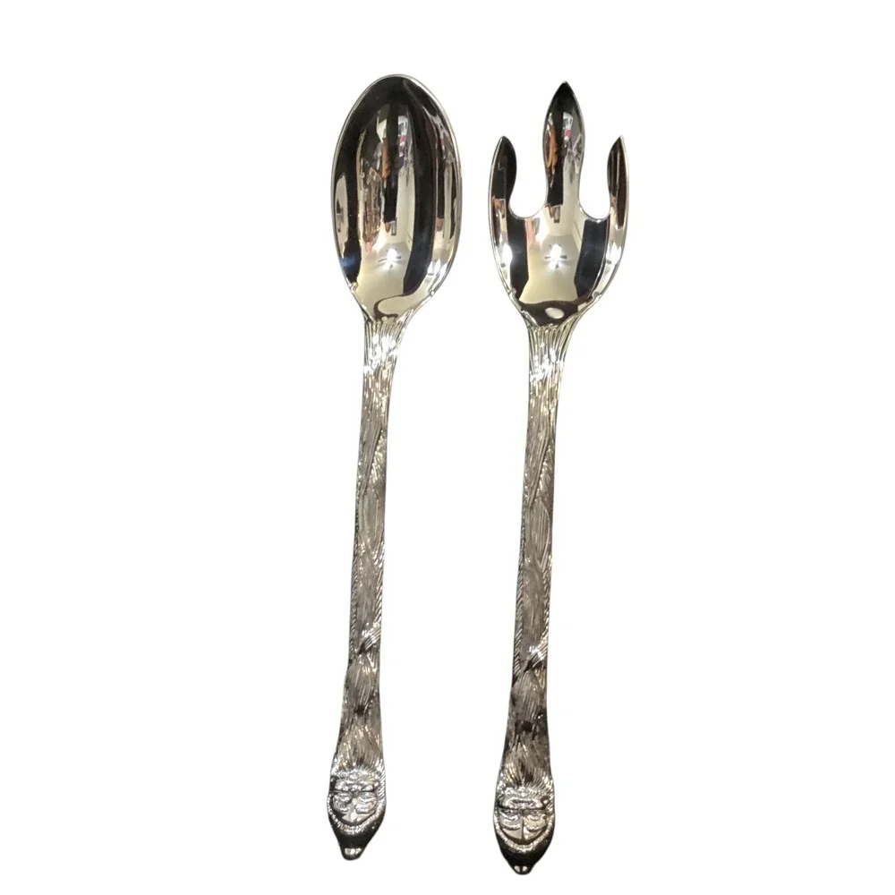 International Silver Company Santa Claus Serving Spoon and Fork Set NOB